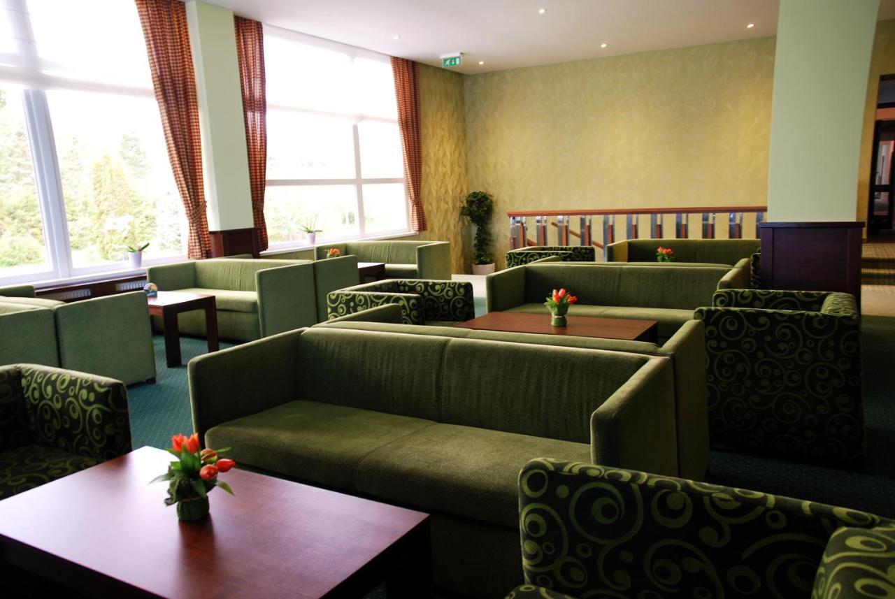 Hotel Lesana Stará Lesná エクステリア 写真