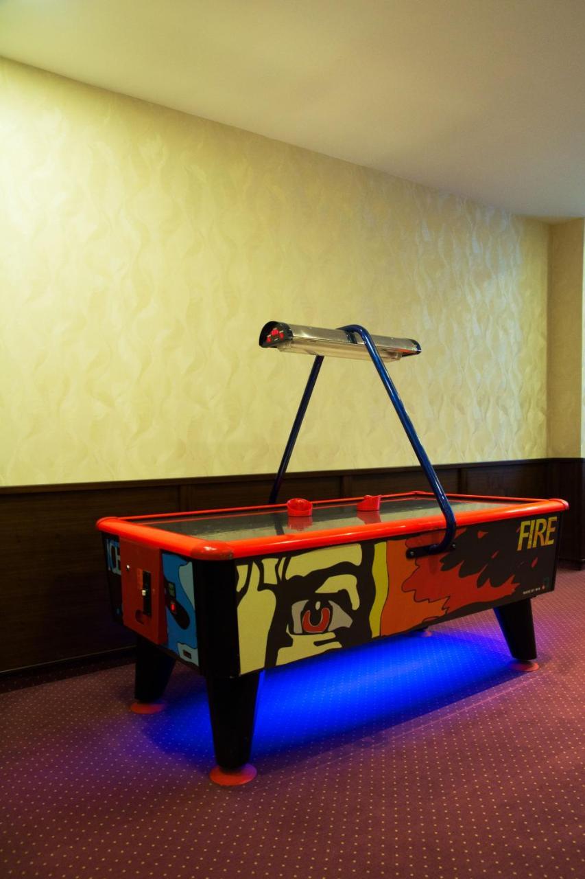 Hotel Lesana Stará Lesná エクステリア 写真
