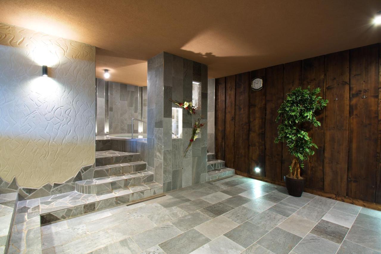 Hotel Lesana Stará Lesná エクステリア 写真