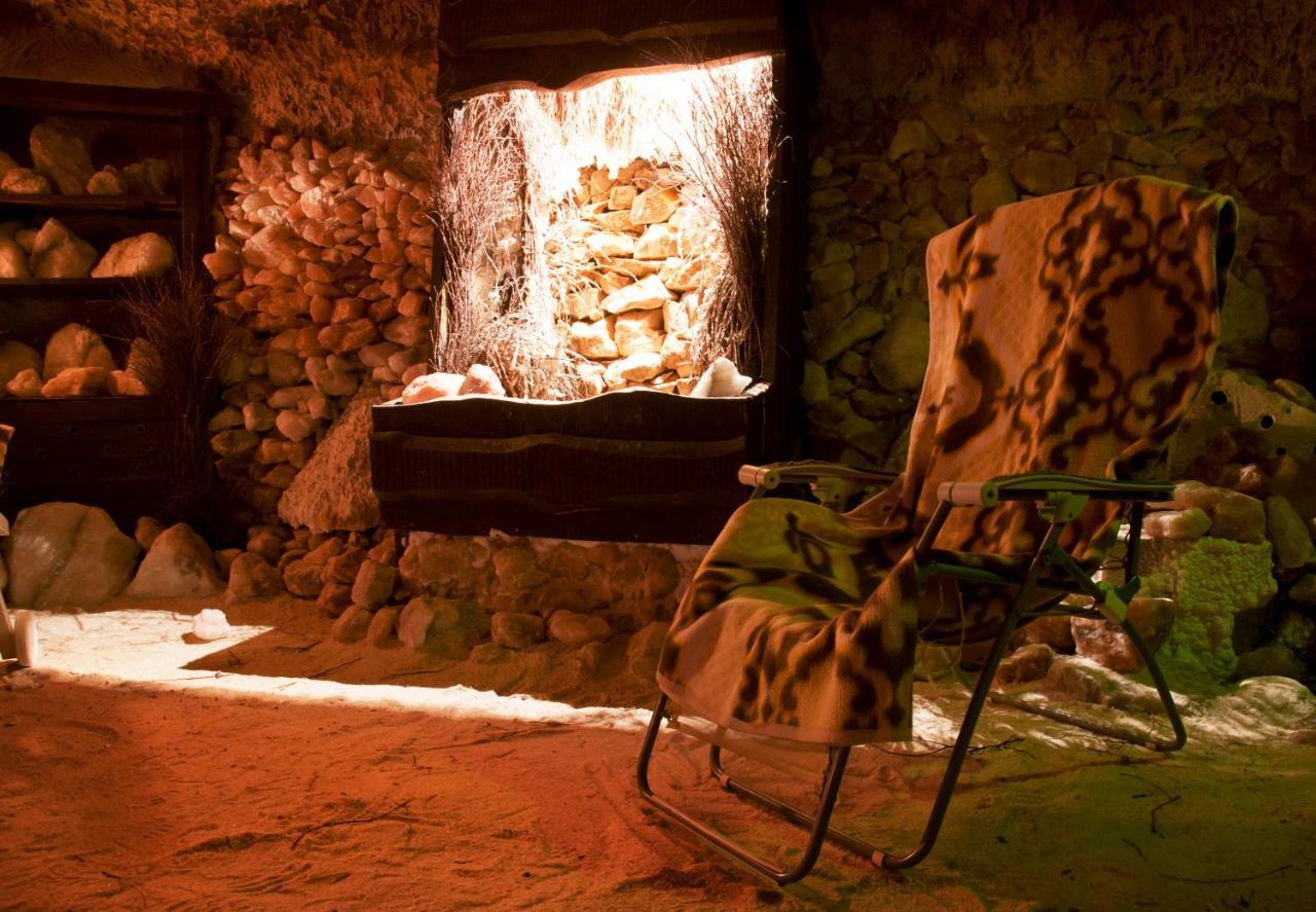 Hotel Lesana Stará Lesná エクステリア 写真