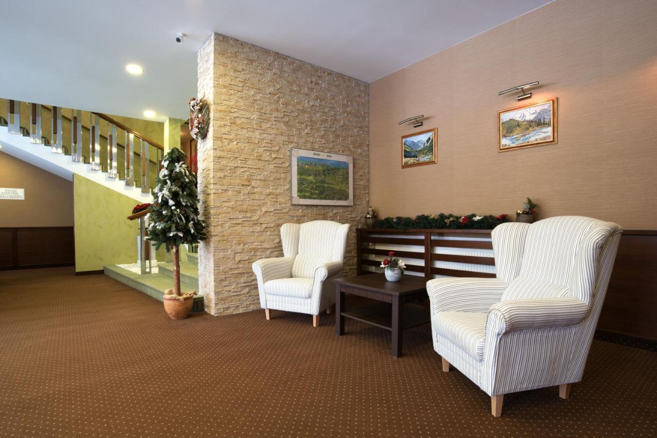 Hotel Lesana Stará Lesná エクステリア 写真