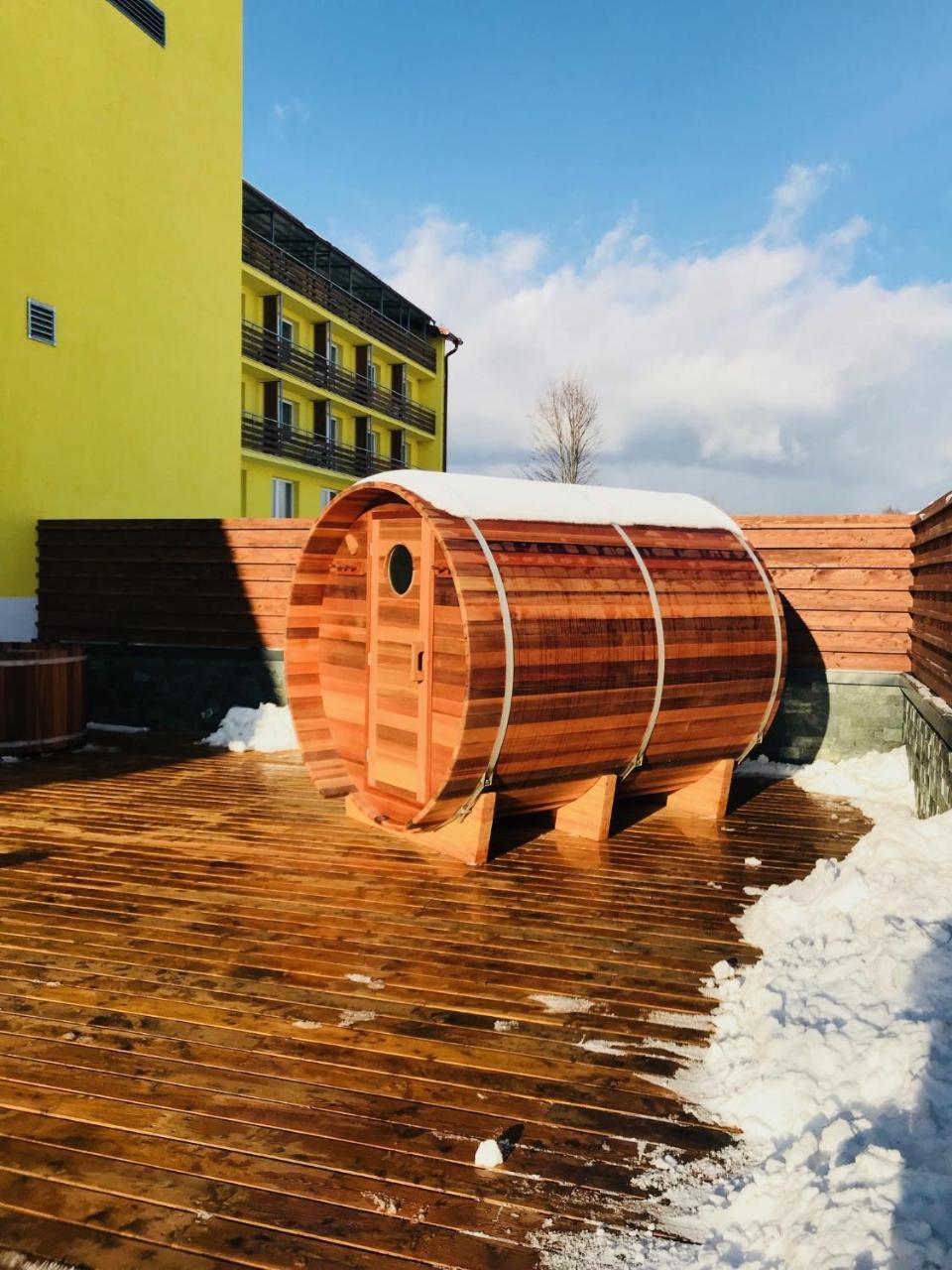 Hotel Lesana Stará Lesná エクステリア 写真