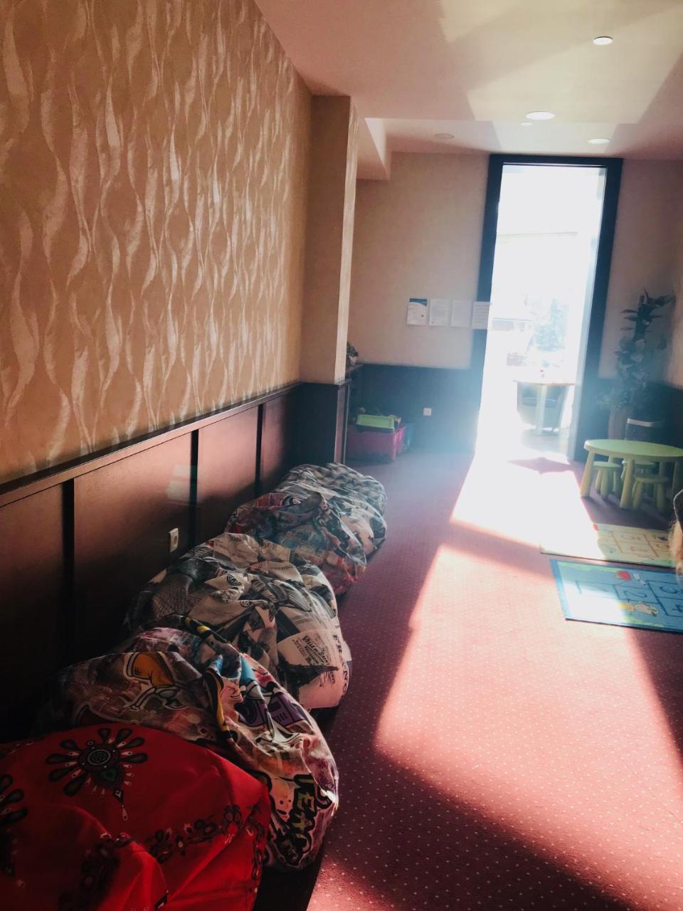 Hotel Lesana Stará Lesná エクステリア 写真