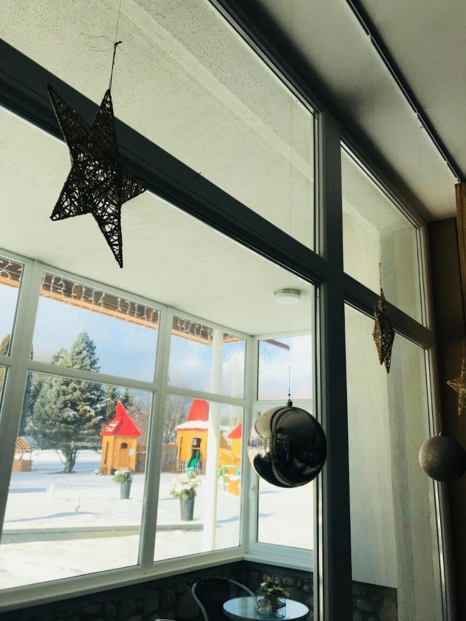 Hotel Lesana Stará Lesná エクステリア 写真