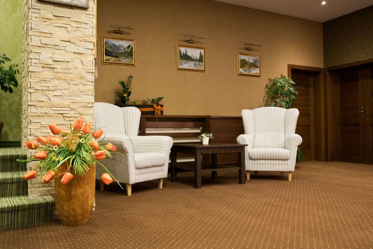 Hotel Lesana Stará Lesná エクステリア 写真